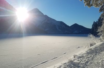 haus-schneezauber-lermoos-whatsapp-260923-see-winter.jpg
